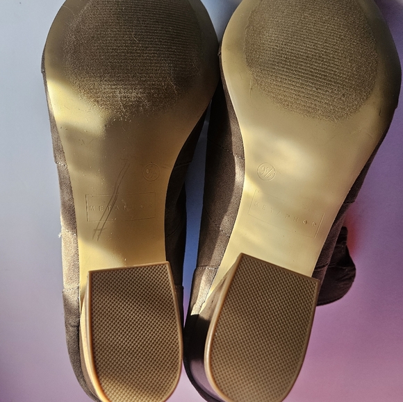 New Booties Size 9 1/2 color brown material suede new with box metaphor  is the - Picture 3 of 10